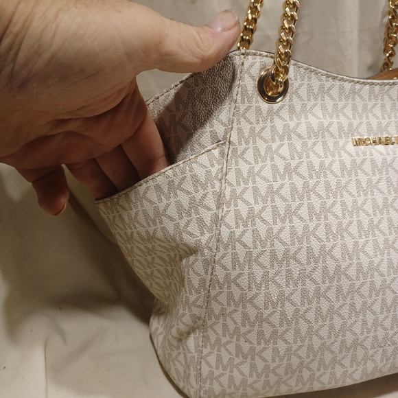 Michael Kors Signature Shoulder Bag - Picture 3 of 11